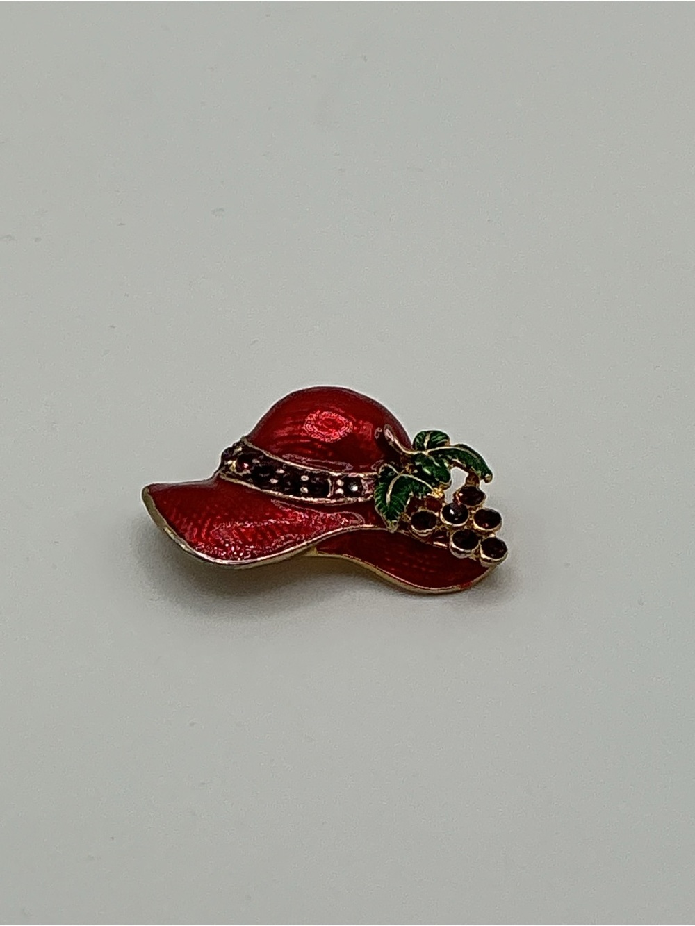 Vintage Brooch Pin Red Hat Enamel W/ Purple Rhinestones Grapes Gold Tone